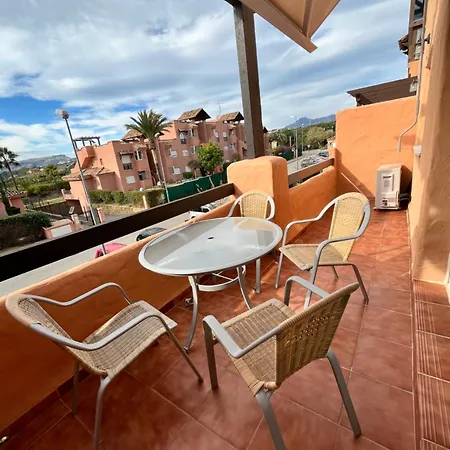 Del Sol Apartment *